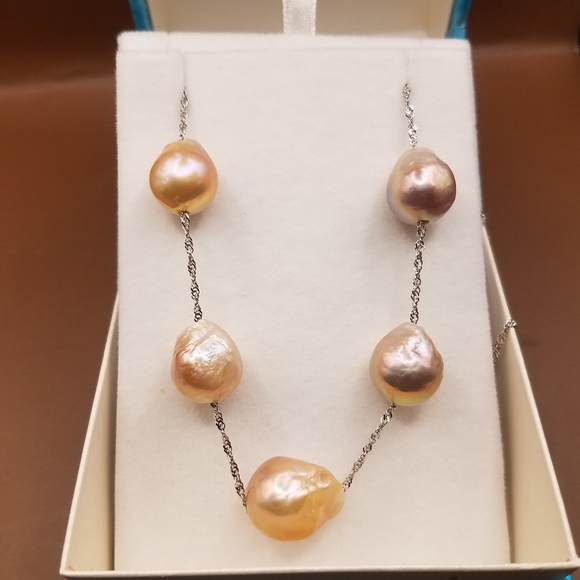 Maui divers pearl necklace - Picture 5 of 12